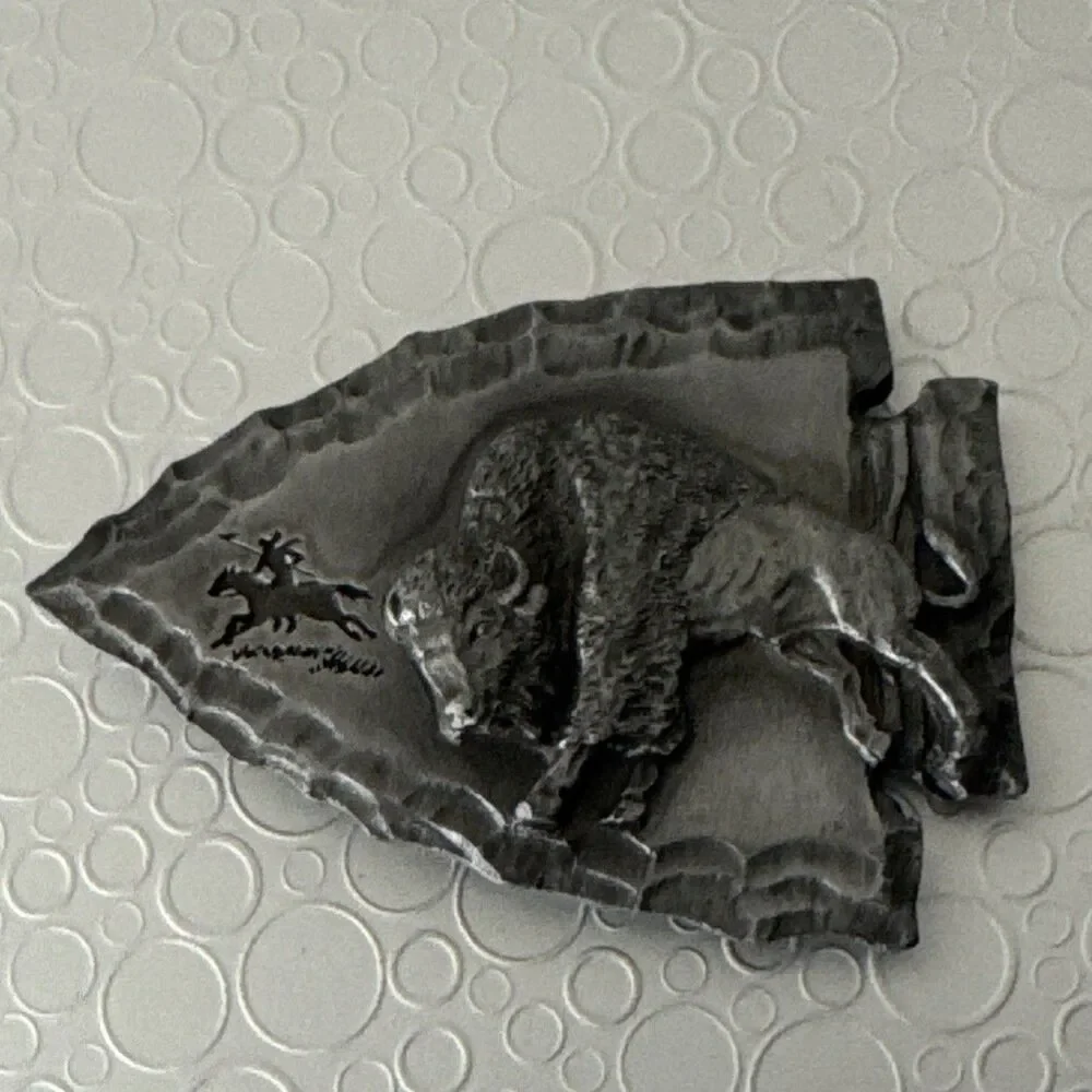 Vintage 1988 Siskiyou Arrowhead Belt Buckle Buffalo Native American Y-80